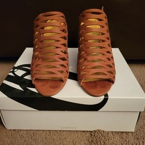 Nine West Mileydays leather heels